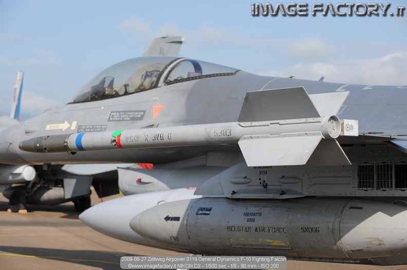 2009-06-27 Zeltweg Airpower 0119 General Dynamics F-16 Fighting Falcon.jpg